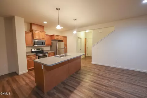 Kitchen - 2812 28th St W, Williston, ND 58801 photo 2 of 3