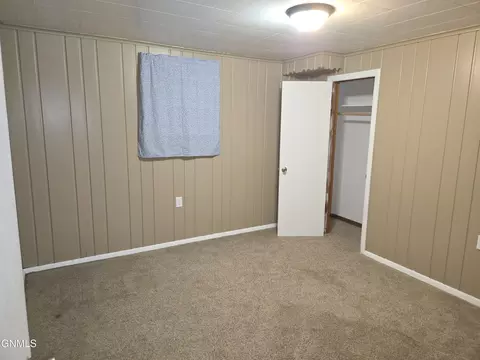Bedroom - 1013 Jefferson Ave, Bismarck, ND 58504 photo 9 of 20