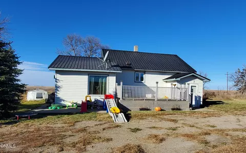 1710 88 St SE, Strasburg, ND 58573
