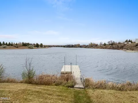 152 Blacktail Dr, Williston, ND 58801 photo 11