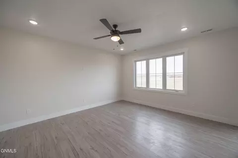 Bedroom - 503 46th St E, Williston, ND 58801 photo 1 of 5