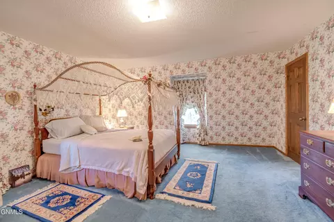 Bedroom - 324 N Brandon Loop, Bismarck, ND 58503 photo 2 of 4