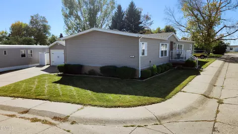 4251 Claridge Loop, Bismarck, ND 58503 photo 34