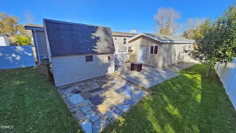 4251 Claridge Loop, Bismarck, ND 58503 photo 30