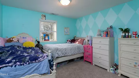 4470 Turnbow Ln, Bismarck, ND 58503 photo 17