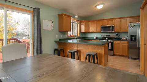 4470 Turnbow Ln, Bismarck, ND 58503 photo 8