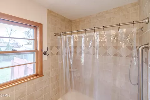 1317 Mohawk St, Bismarck, ND 58501 photo 18