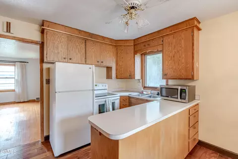 1317 Mohawk St, Bismarck, ND 58501 photo 9