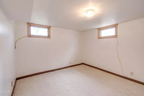 1317 Mohawk St, Bismarck, ND 58501 photo 34