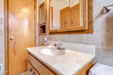 1317 Mohawk St, Bismarck, ND 58501 photo 20