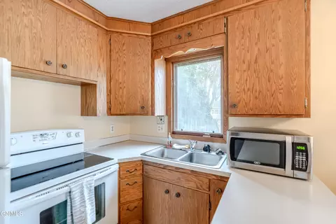 1317 Mohawk St, Bismarck, ND 58501 photo 13