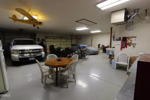 304 Napa Loop, Bismarck, ND 58504 photo 35