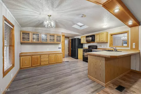 3207 9th Ave E, Williston, ND 58801 photo 18