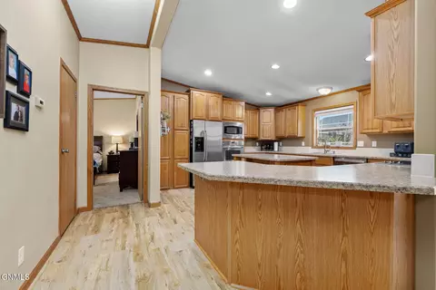 Entry Way - 2305 29th St W, Williston, ND 58801 photo 3 of 3