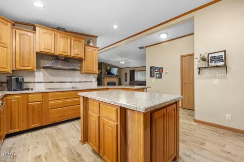Kitchen - 2305 29th St W, Williston, ND 58801 photo 3 of 3