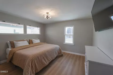 Bedroom - 904 5th St W, Williston, ND 58801 photo 1 of 8