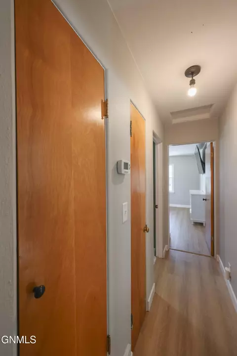 Entry Way - 904 5th St W, Williston, ND 58801 photo 2 of 2