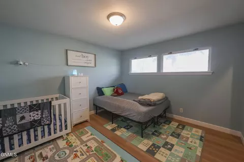 Bedroom - 904 5th St W, Williston, ND 58801 photo 3 of 8