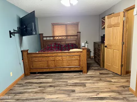 1533 53rd St W, Williston, ND 58801 photo 30