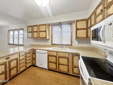 Kitchen - 901 6th St W, Williston, ND 58801 photo 1 of 4