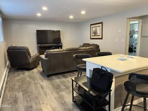 Living - 701 Interstate Ave E, Bismarck, ND 58503 photo 5 of 5