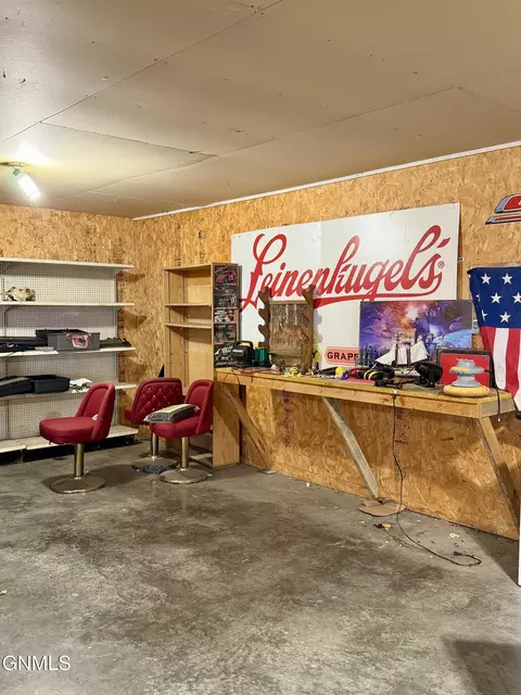 2120 Coulee Dr N, Mandan, ND 58554 photo 24
