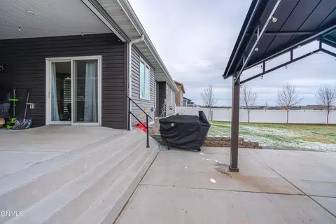 Other - 602 Cobblestone Loop SW, Mandan, ND 58554 photo 15 of 17