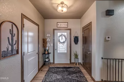 Entry Way - 602 Cobblestone Loop SW, Mandan, ND 58554 photo 1 of 6