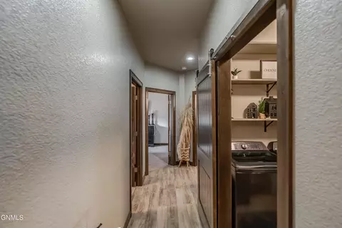 Entry Way - 602 Cobblestone Loop SW, Mandan, ND 58554 photo 5 of 6