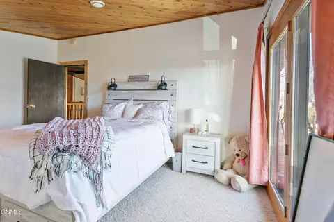 Bedroom - 4643 119th Rd NW, Epping, ND 58843 photo 1 of 3
