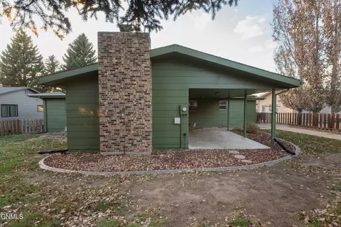 Other - 908 8th Ave W, Dickinson, ND 58601 photo 14 of 15