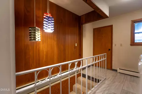 Entry Way - 908 8th Ave W, Dickinson, ND 58601 photo 1 of 2