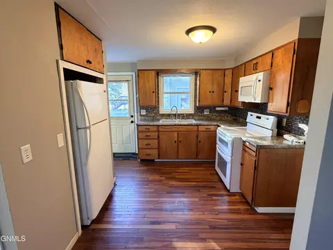 Kitchen - 521 Berthold St NE, Berthold, ND 58718 photo 2 of 4