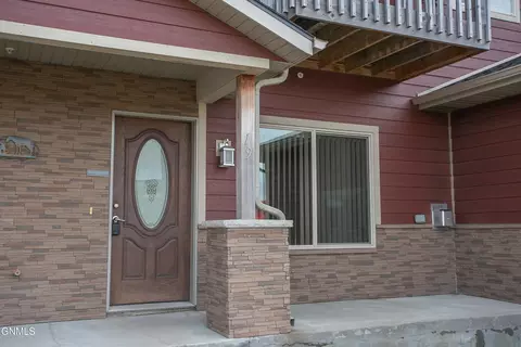 3512 33rd Ave W, Williston, ND 58801