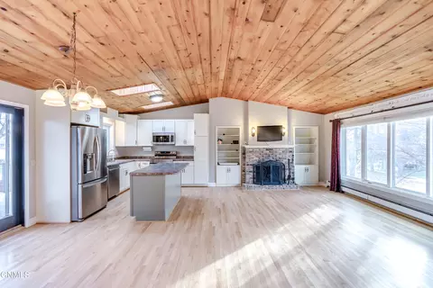 2428 Atlas Dr, Bismarck, ND 58503