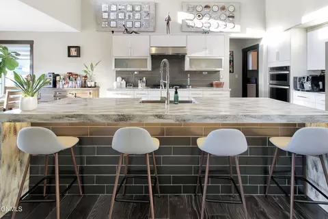Kitchen - 3622 Valley Dr, Bismarck, ND 58503 photo 2 of 6