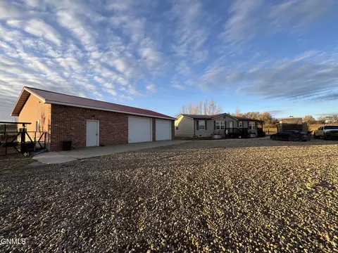 5418 Sunset Blvd, Williston, ND 58801 photo 30