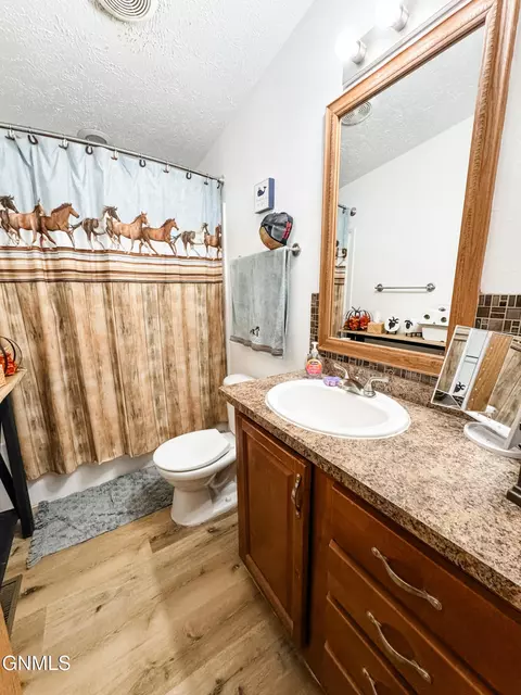 5418 Sunset Blvd, Williston, ND 58801 photo 20
