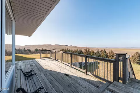 Exterior - 17822 52 St NE, Baldwin, ND 58521 photo 1 of 3