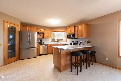Kitchen - 17822 52 St NE, Baldwin, ND 58521 photo 1 of 2