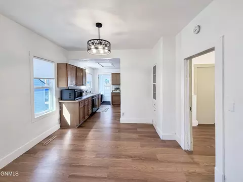 Dining - 306 Broadway W, Williston, ND 58801 photo 1 of 2