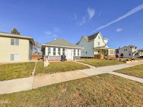 Other - 306 Broadway W, Williston, ND 58801 photo 3 of 7
