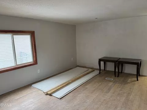 4501 Columbus Ct, Mandan, ND 58554 photo 5