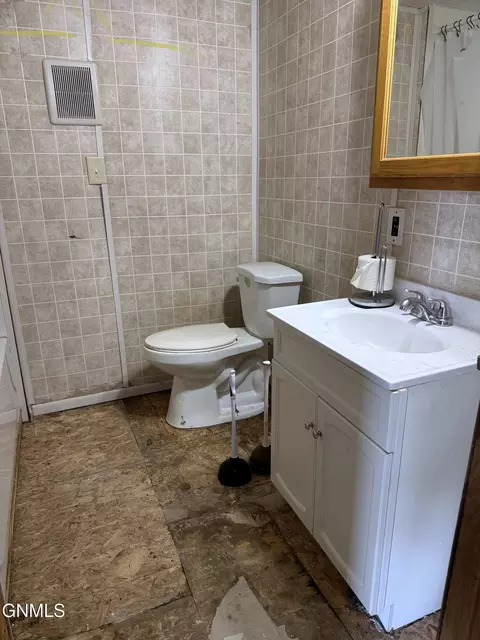 4501 Columbus Ct, Mandan, ND 58554 photo 12