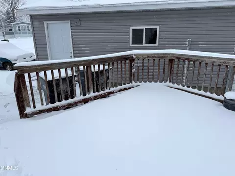 4501 Columbus Ct, Mandan, ND 58554 photo 3