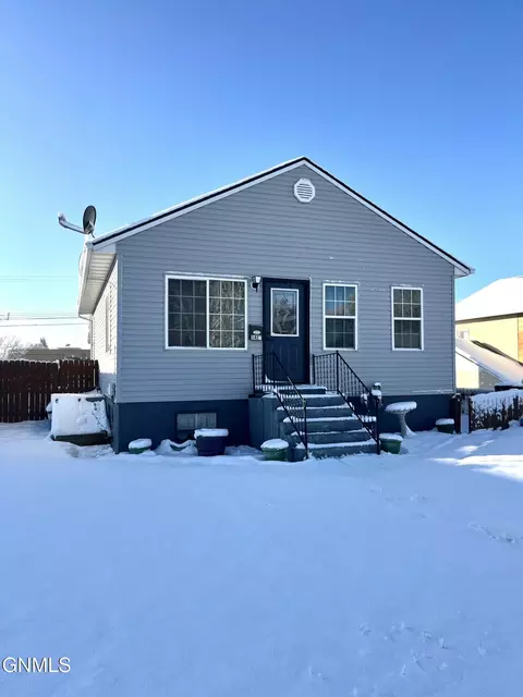 1423 1st Ave W, Williston, ND 58801