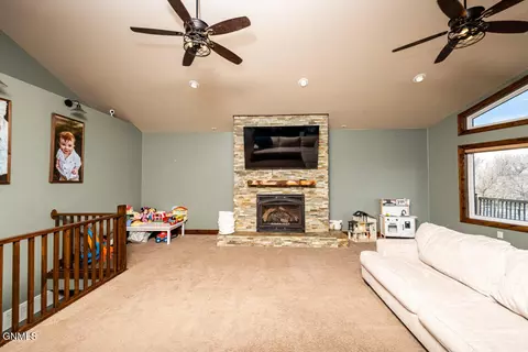 Living - 806 Bruegger St, Alexander, ND 58831 photo 2 of 2