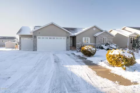 1801 4th Ave SW, Mandan, ND 58554