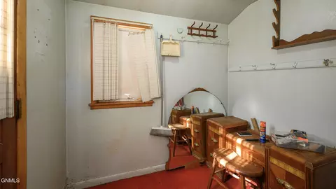 Bedroom - 9645 2nd Ave SE, Pollock, SD 57648 photo 8 of 9