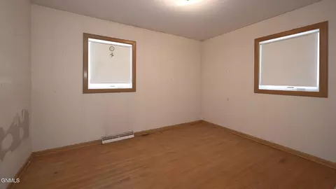 Bedroom - 9645 2nd Ave SE, Pollock, SD 57648 photo 3 of 9